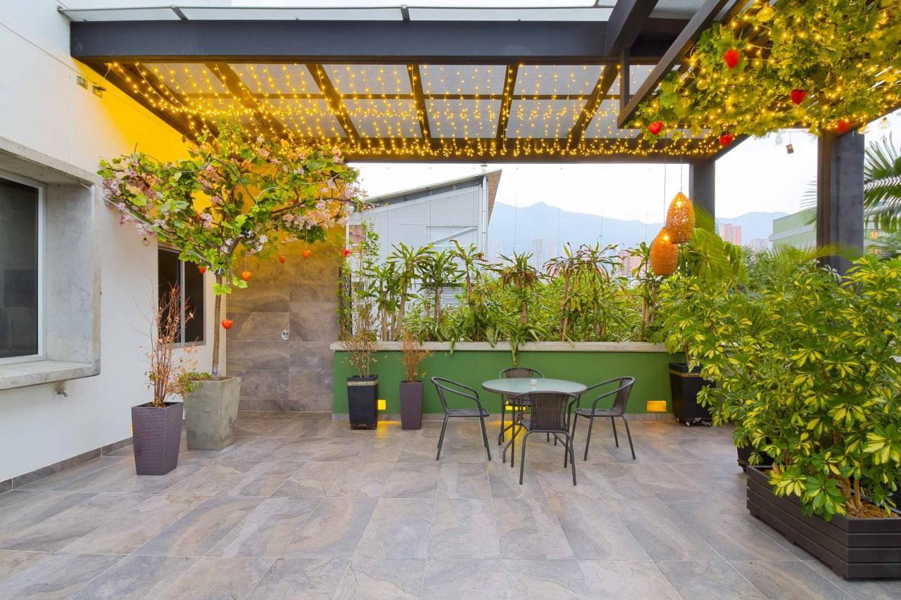 Camelot Apartahotel Medellín Exterior foto